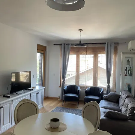 Apartamento Mir I Harmonija *