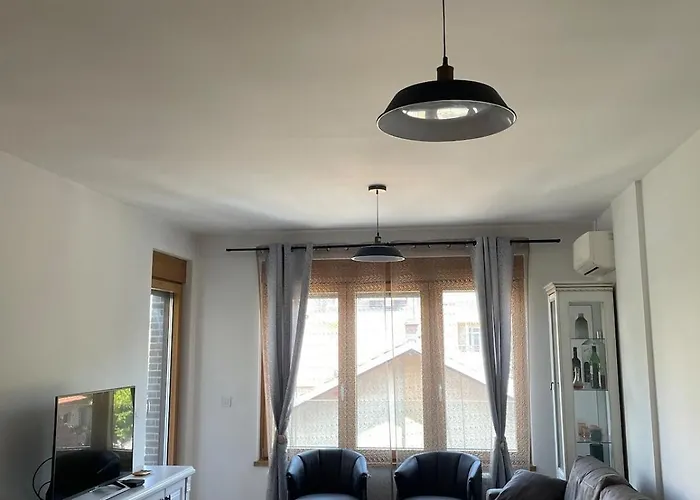 Mir I Harmonija アパート