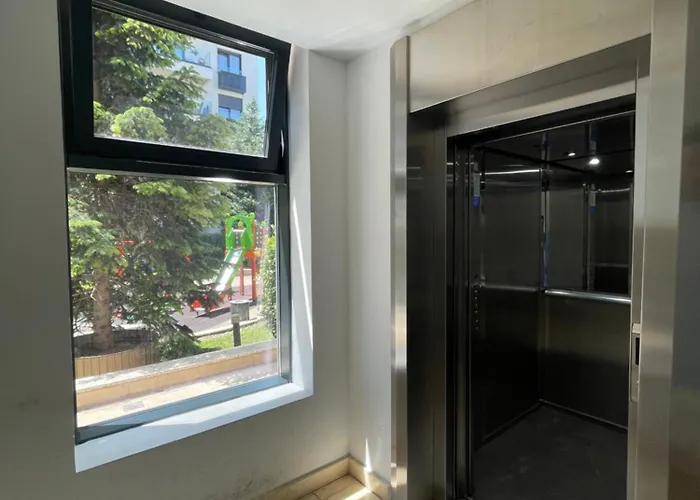 アパート Mir I Harmonija ベオグラード