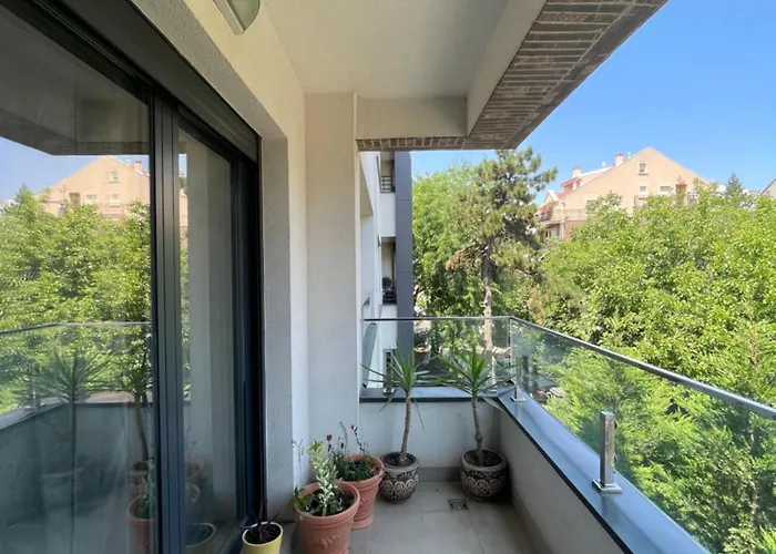 アパート Mir I Harmonija ベオグラード